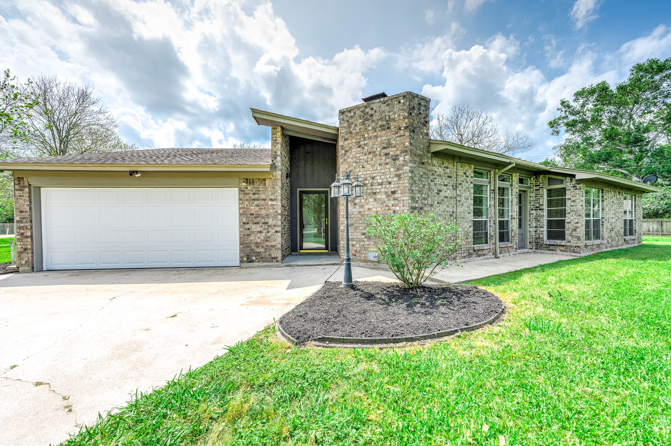 2248 County Road 769b Brazoria TX 77422