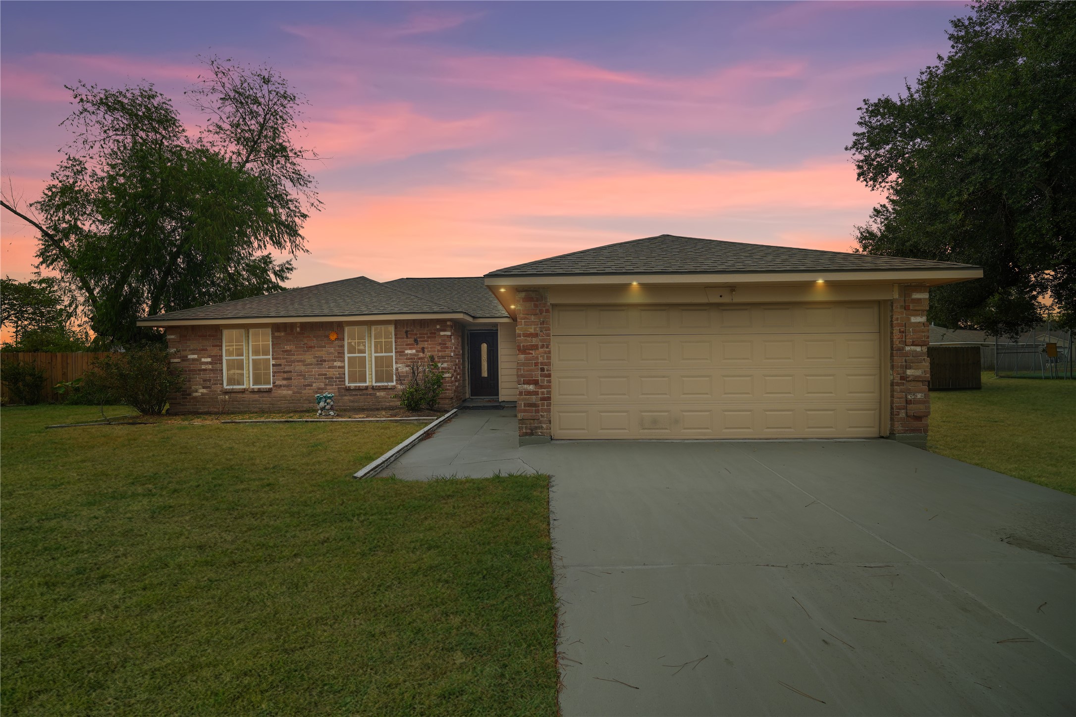 1914 Quail Feather Court Missouri City TX 77489