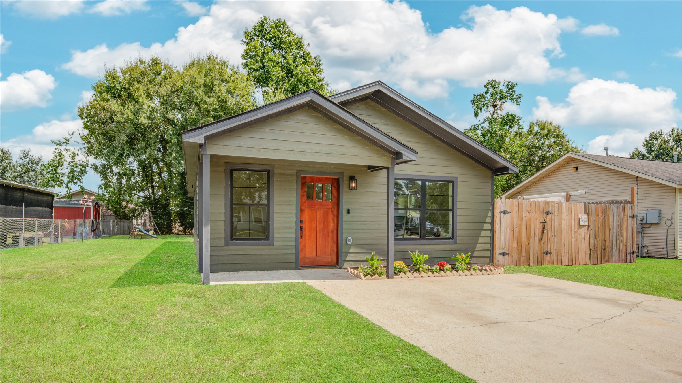 9822 Thorn Street Houston TX 77078