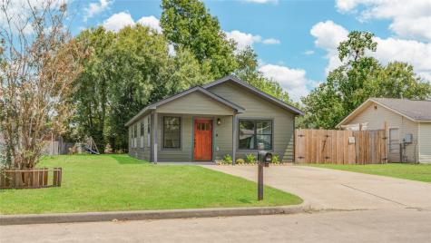 9822 Thorn Street Houston TX 77078