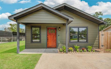 9822 Thorn Street Houston TX 77078