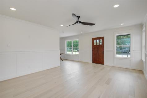 9822 Thorn Street Houston TX 77078
