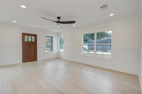 9822 Thorn Street Houston TX 77078