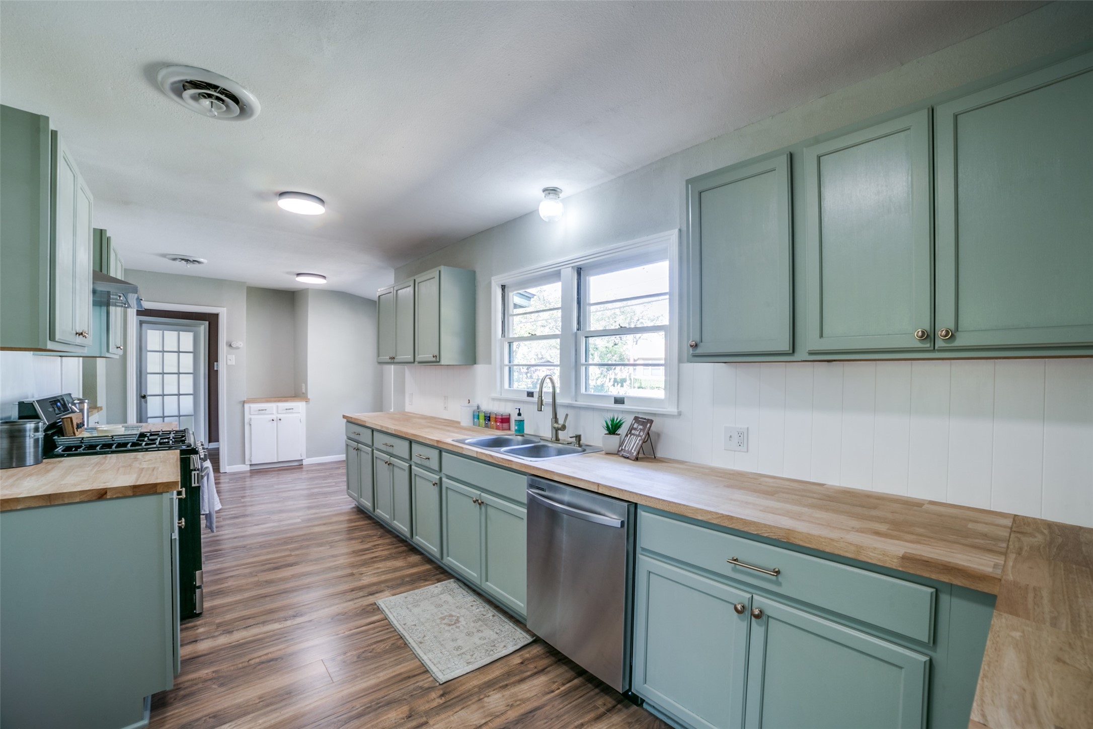 509 Bismark Street Seguin TX 78155