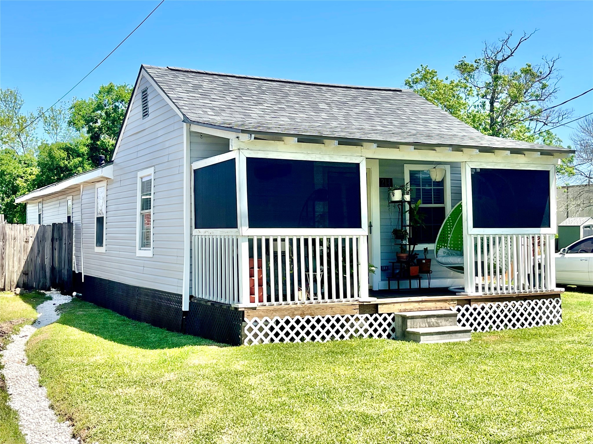 214 N 2nd Street La Porte TX 77571