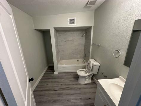 1912 Gentry Street Houston TX 77009
