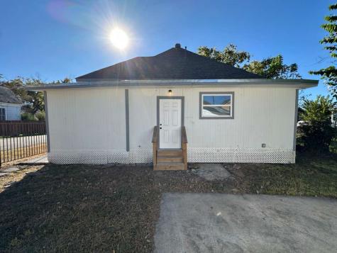1912 Gentry Street Houston TX 77009