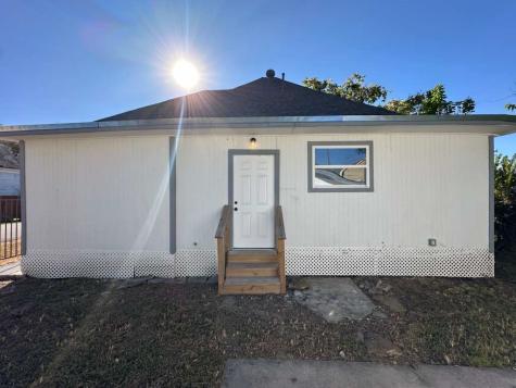 1912 Gentry Street Houston TX 77009