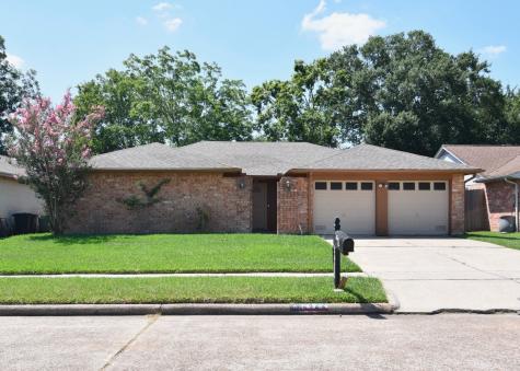 2422 Whitman Way Drive Friendswood TX 77546