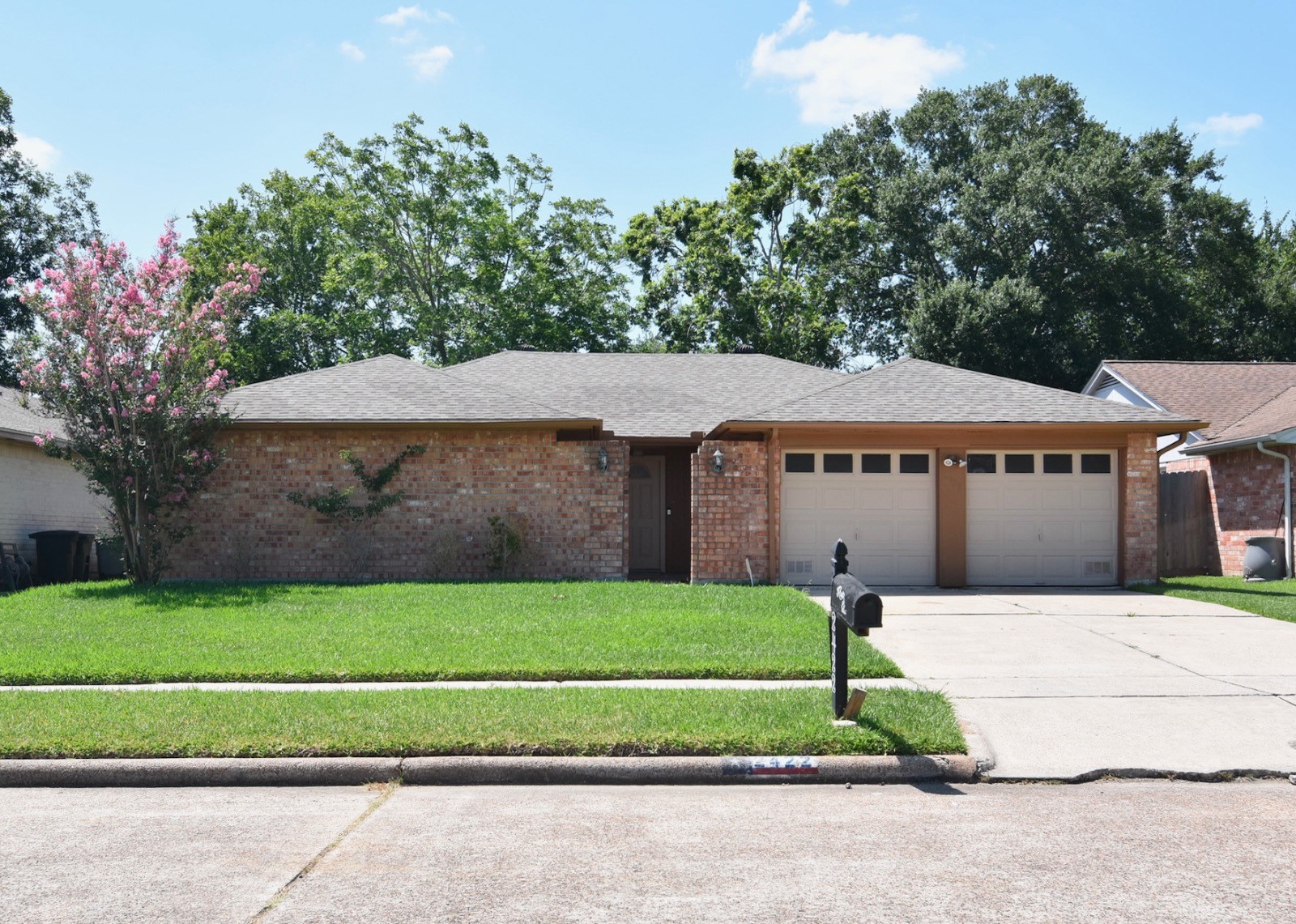 2422 Whitman Way Drive Friendswood TX 77546