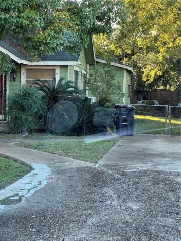 4305 Los Angeles Street Houston TX 77026