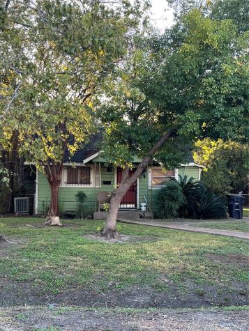 4305 Los Angeles Street Houston TX 77026