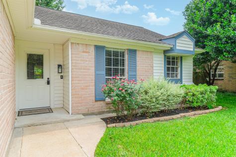 2738 Kettle Run Sugar Land TX 77479