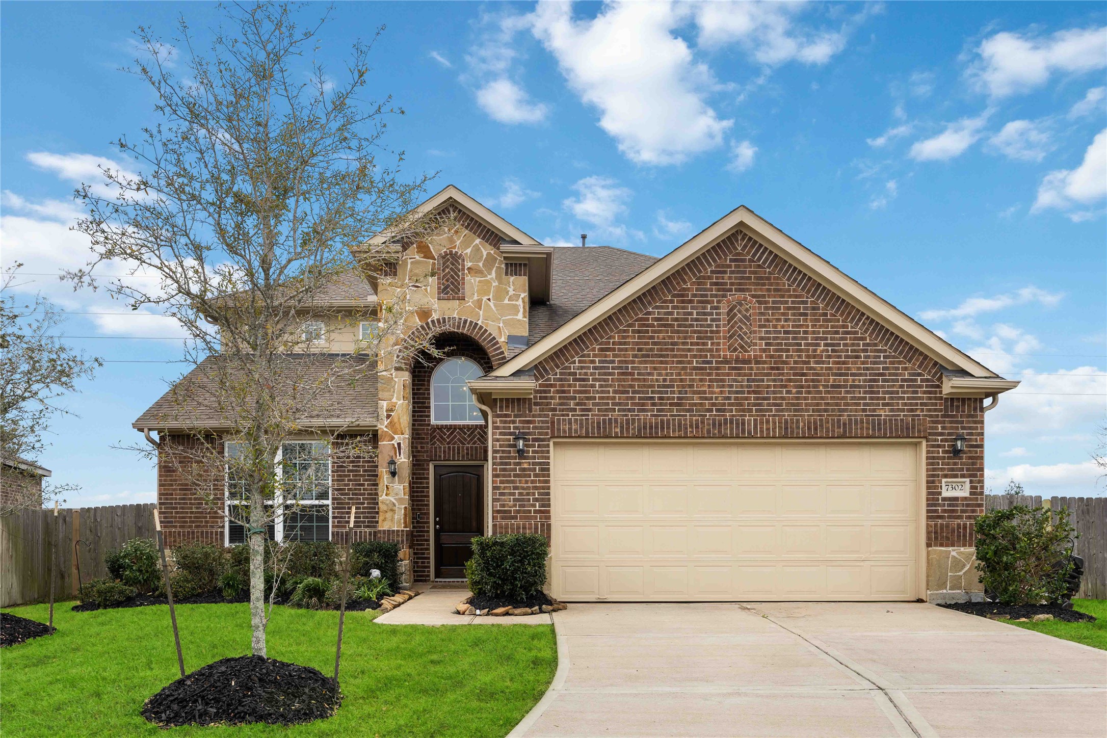 7302 Markstone Falls Lane Richmond TX 77469