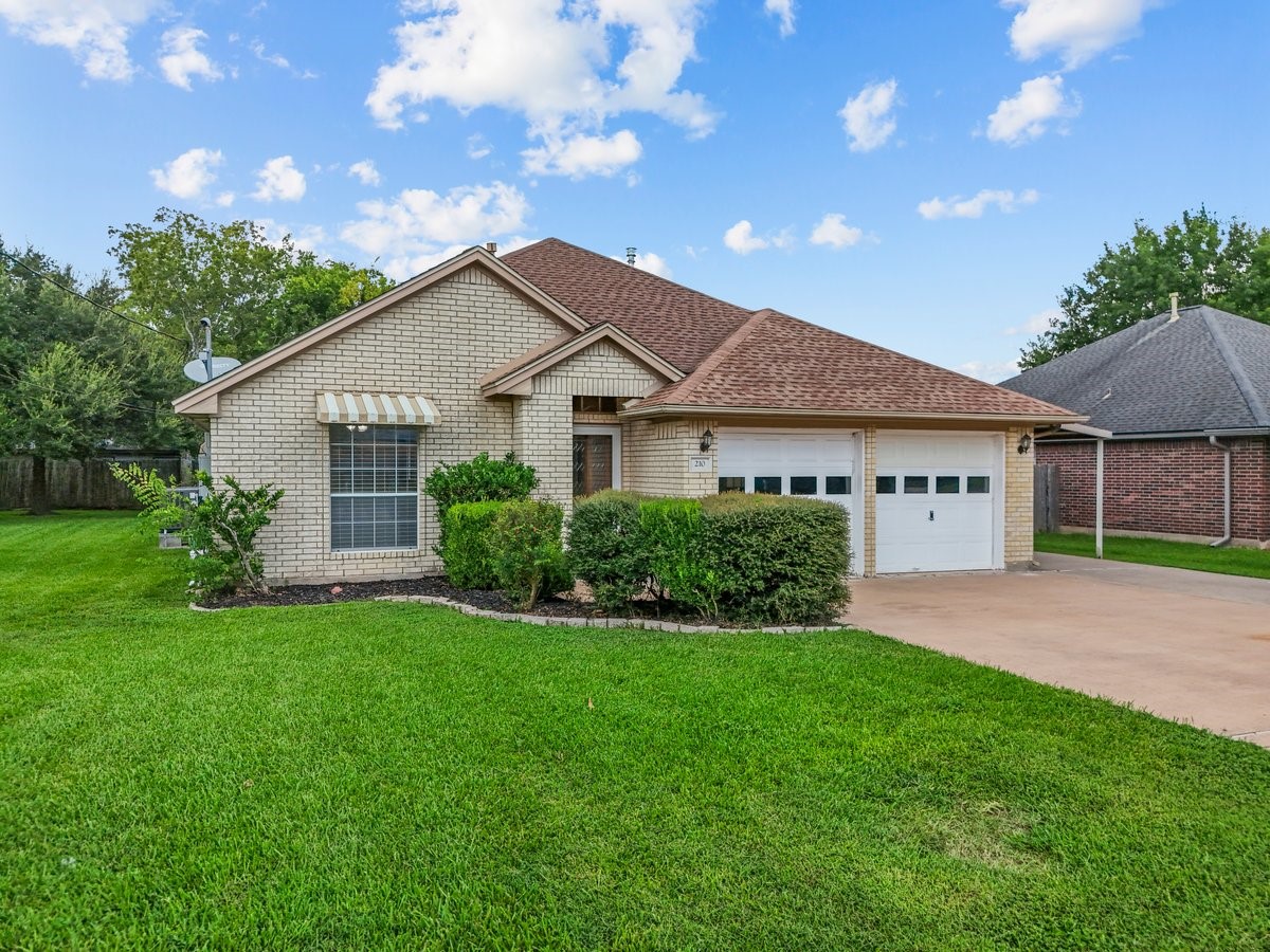 210 E 12th Street Deer Park TX 77536