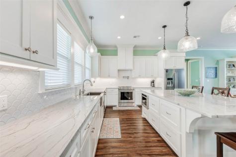 951 Kenlyn Drive Port Bolivar TX 77650