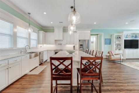 951 Kenlyn Drive Port Bolivar TX 77650