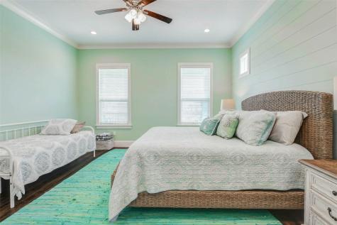 951 Kenlyn Drive Port Bolivar TX 77650