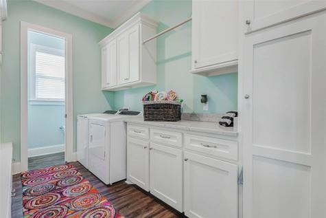 951 Kenlyn Drive Port Bolivar TX 77650