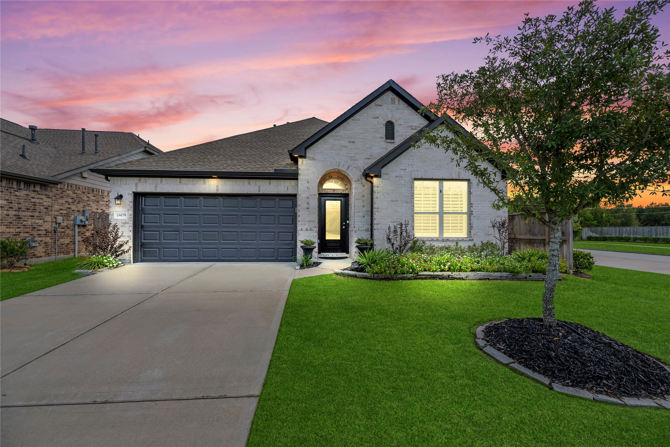 19079 Pinewood Grove Trail New Caney TX 77357