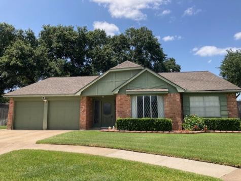 1131 Bournewood Drive Sugar Land TX 77498