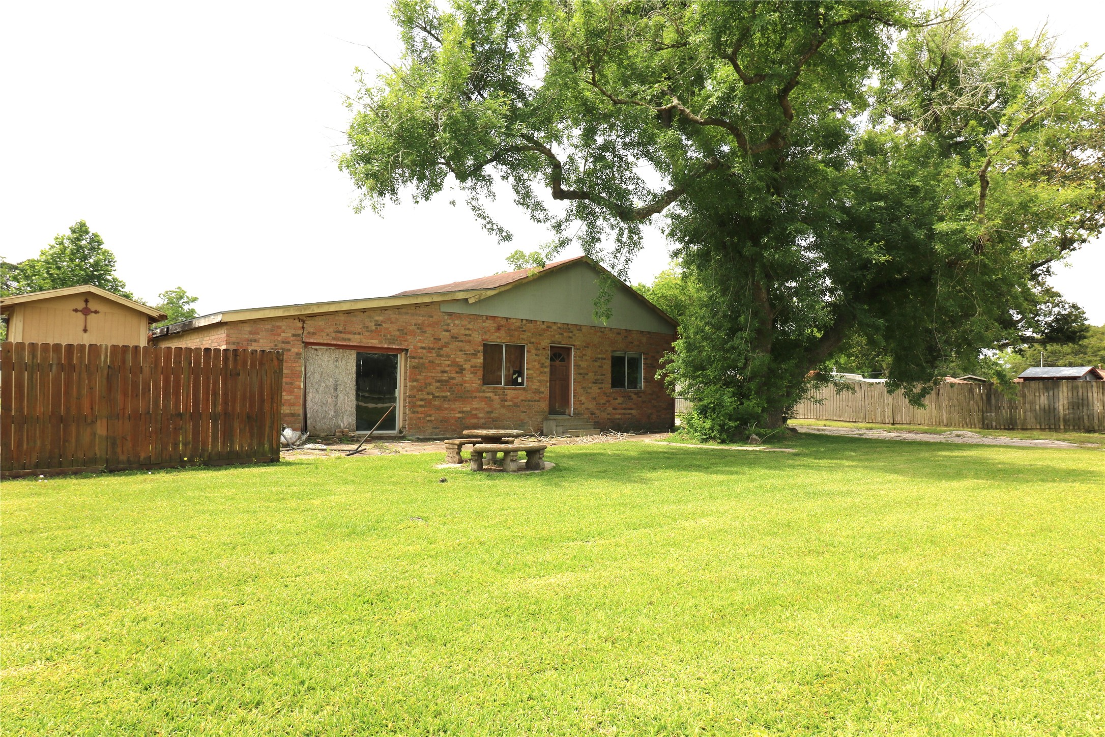 12719 4th 1/2 Street Santa Fe TX 77510