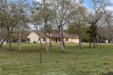3970 County Road 571 West Columbia TX 77486