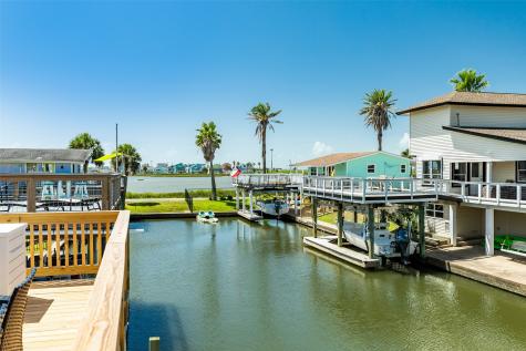 4421 Pelican Road Jamaica Beach TX 77554