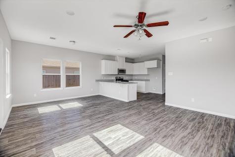 1093 Road 5102 Cleveland TX 77327