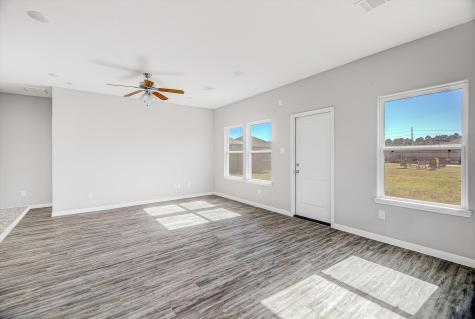 1093 Road 5102 Cleveland TX 77327