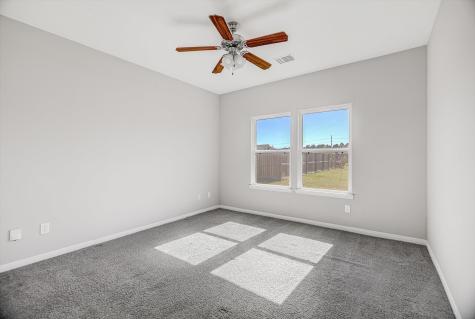 1093 Road 5102 Cleveland TX 77327