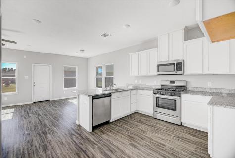 1093 Road 5102 Cleveland TX 77327