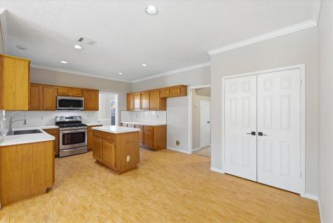 6715 Trimstone Drive Pasadena TX 77505