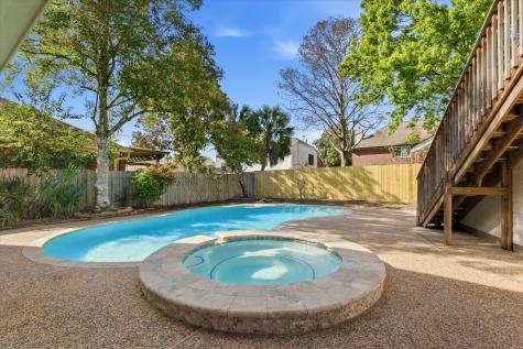 6715 Trimstone Drive Pasadena TX 77505