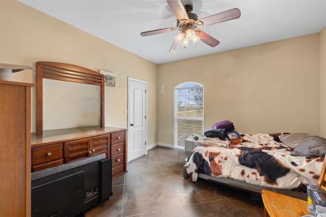 476 Lcr 640 Groesbeck TX 76642