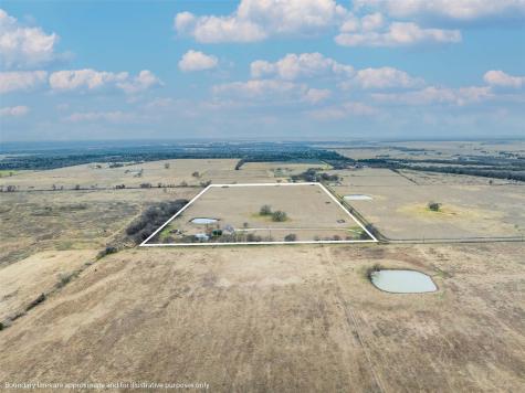 476 Lcr 640 Groesbeck TX 76642