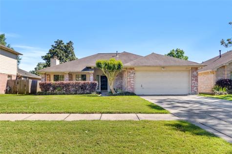 2213 Castle Drive League City TX 77573