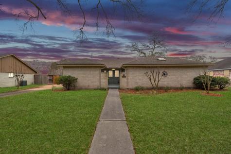3206 Meadowcreek Drive Missouri City TX 77459