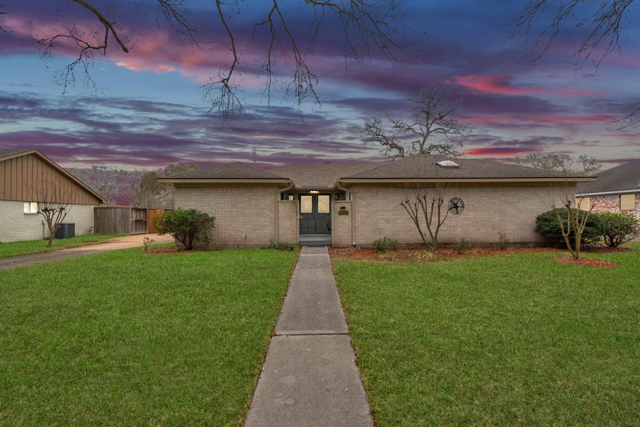 3206 Meadowcreek Drive Missouri City TX 77459