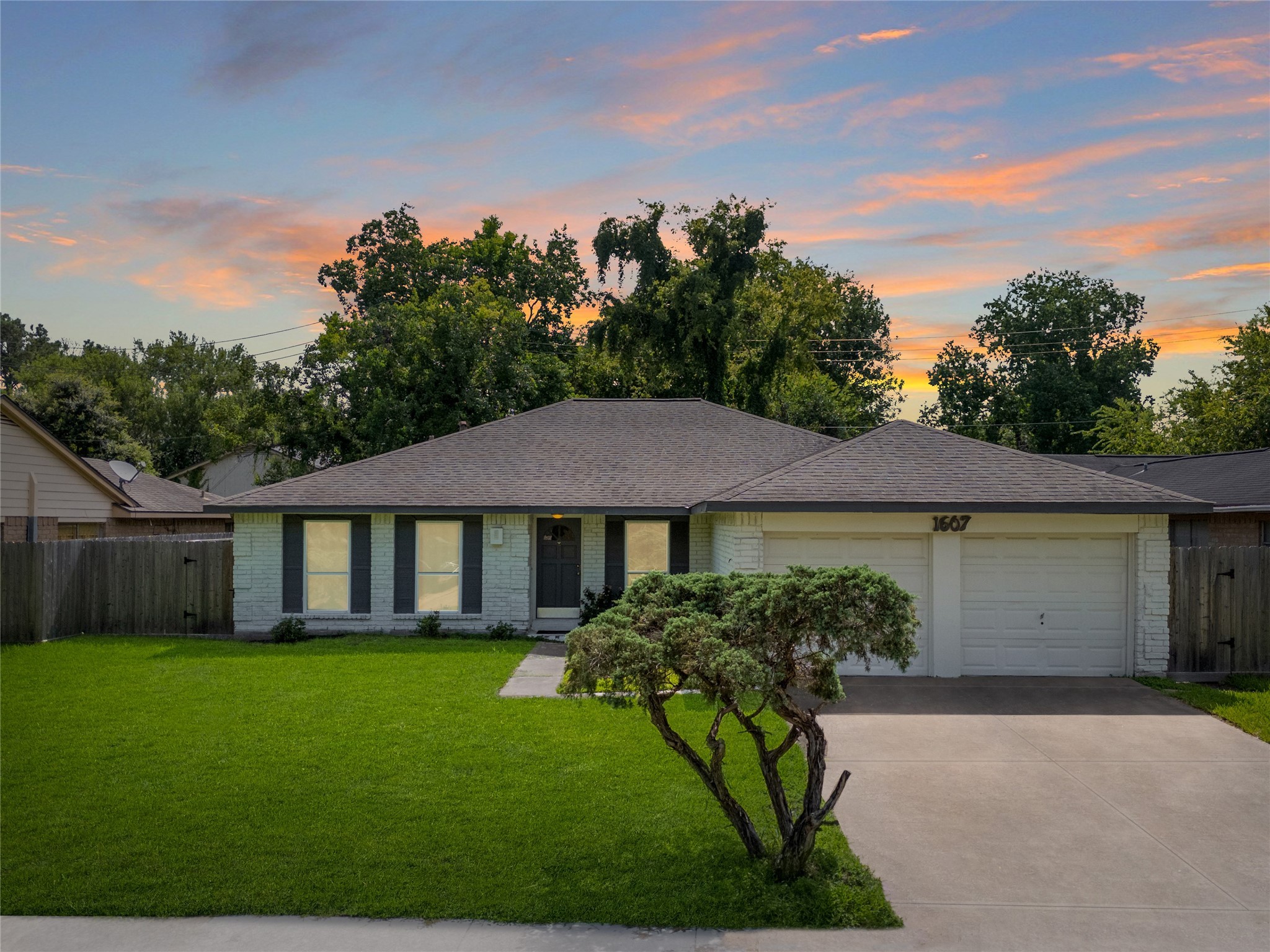 1607 Bent Oak Drive Missouri City TX 77489