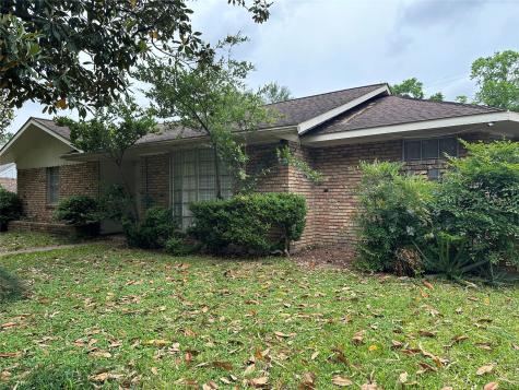 9306 Silver Lake Street Houston TX 77025