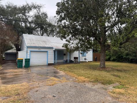 1206 Montgomery Street La Marque TX 77568