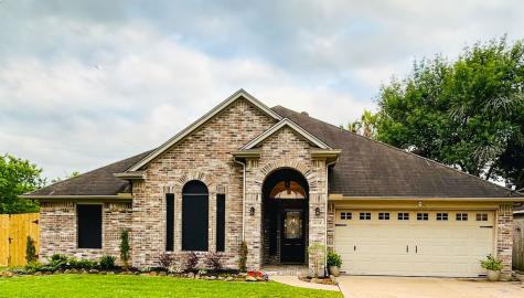 3721 Sunset Meadows Drive Pearland TX 77581