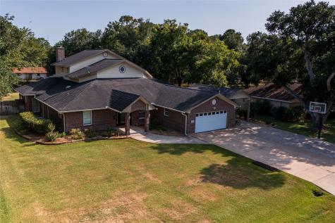 1207 Judy Street El Campo TX 77437
