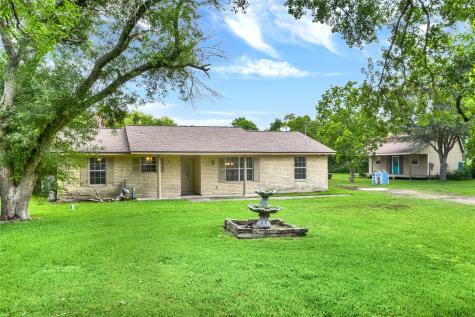6703 Grace Lane Pearland TX 77584