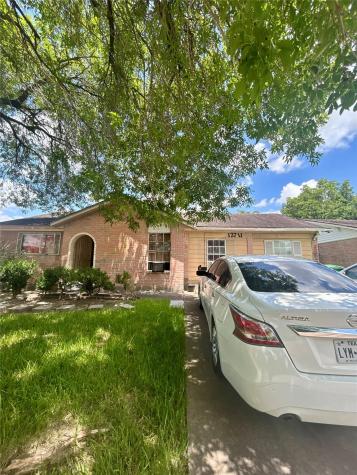 12711 Greenshire Drive Houston TX 77048