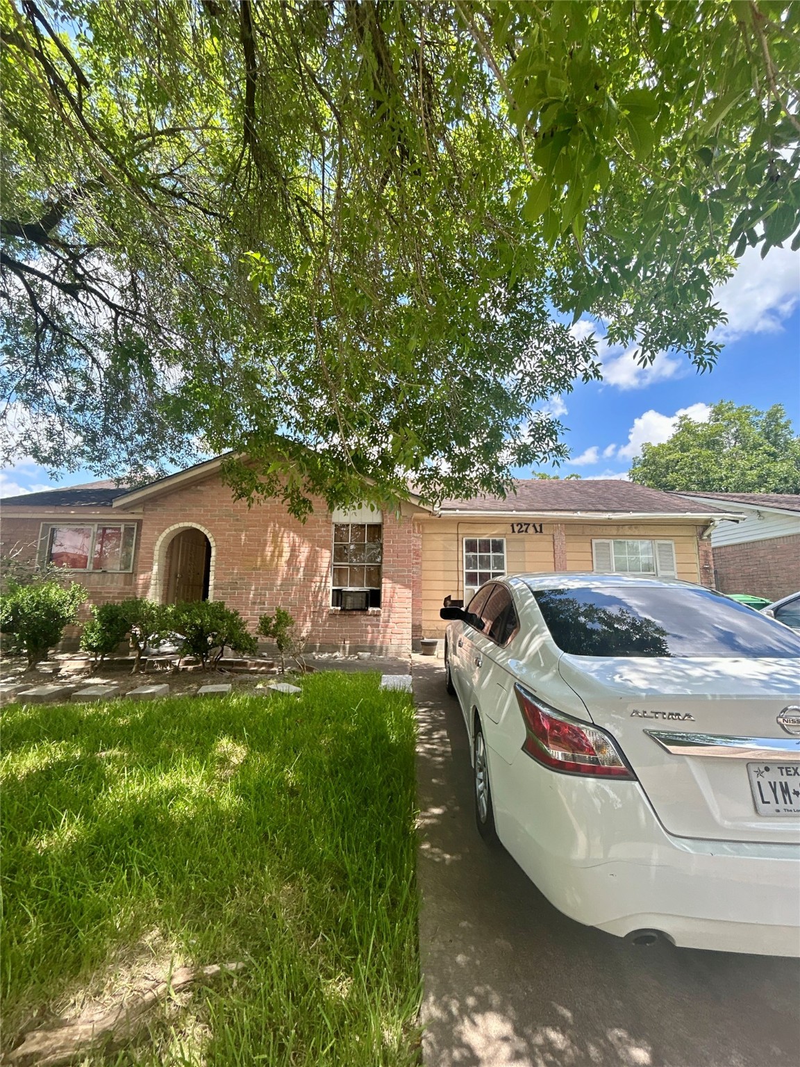 12711 Greenshire Drive Houston TX 77048