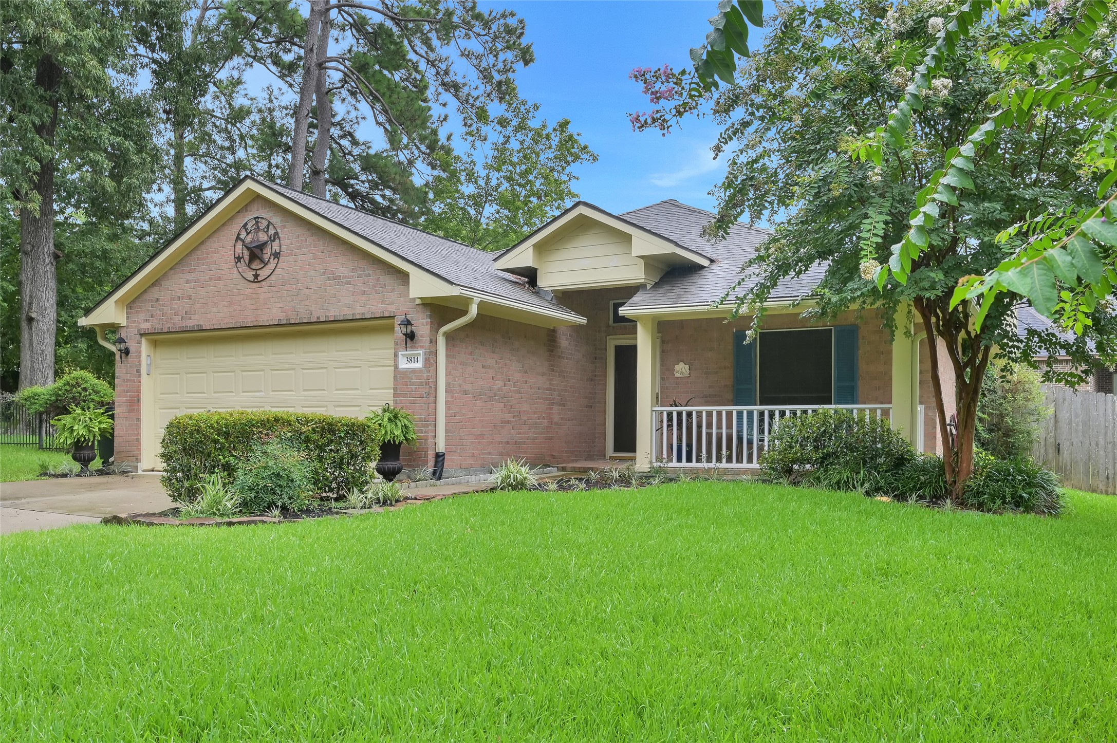 3814 Happy Hollow Lane Montgomery TX 77356