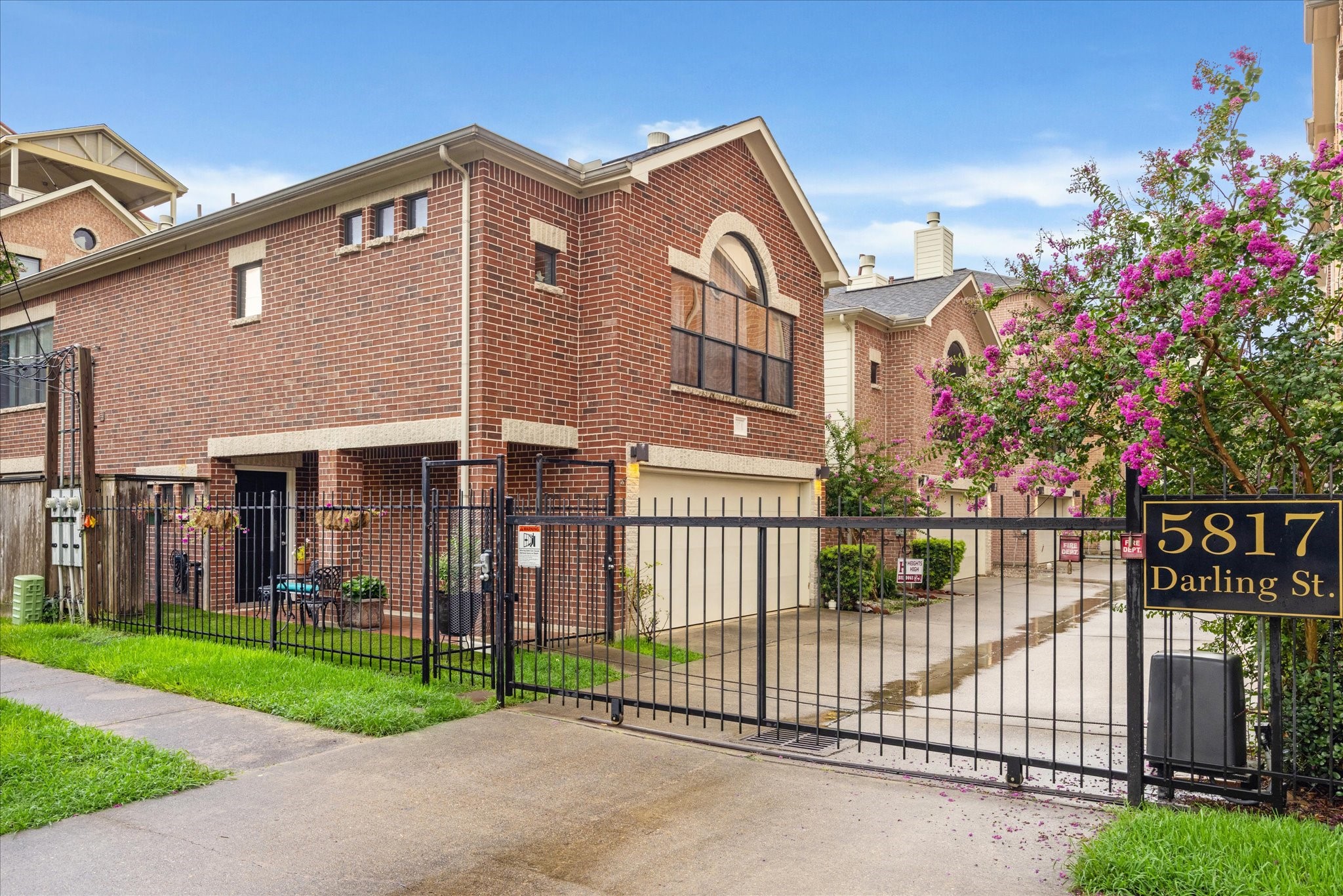 5817 Darling Street A Houston TX 77007