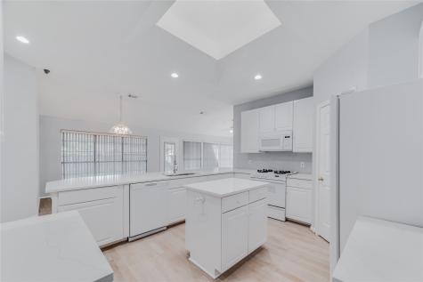 2311 Piney Woods Drive Pearland TX 77581